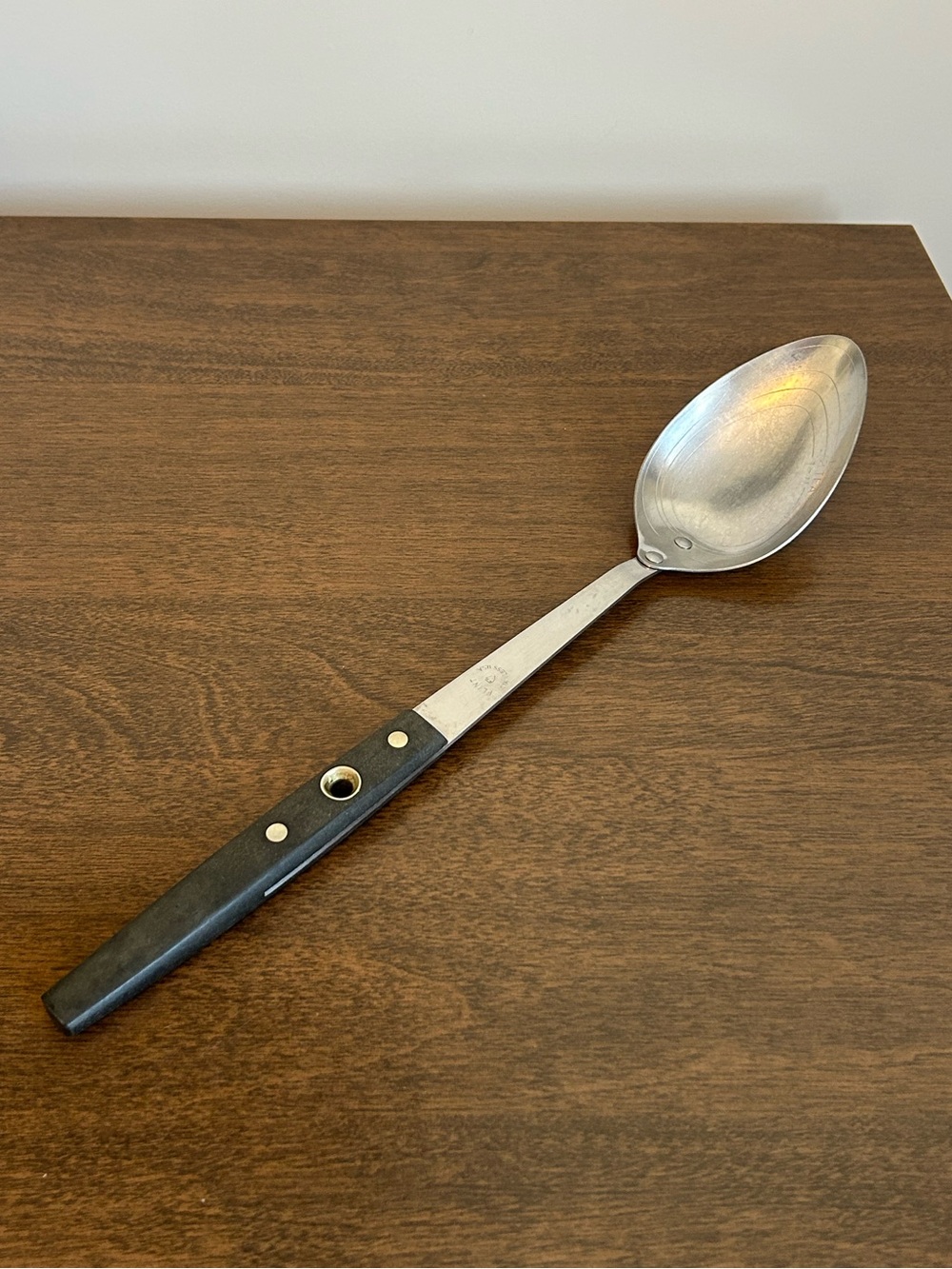 VINTAGE FLINT ARROWHEAD STAINLESS SERVING SPOON WITH MEASUREMENT LINES 13"